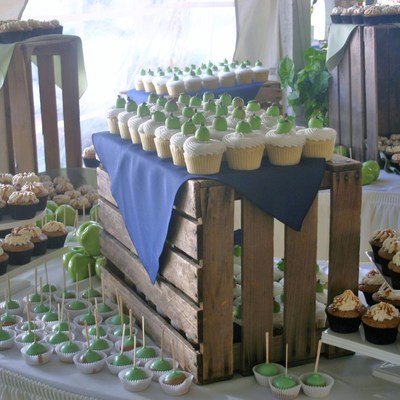 400 Cupcakes & 500 Truffles!!