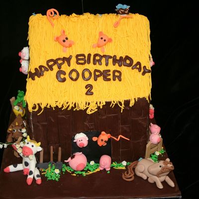 Barnyard Party Cake