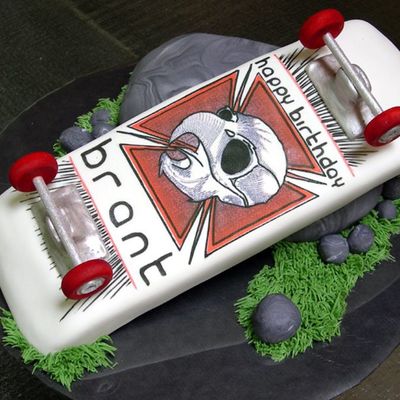 Sk8 Cake