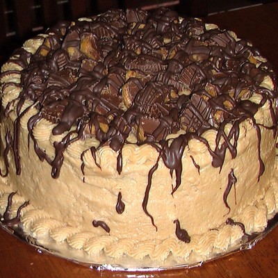 Chocolate And Peanut Butter Reeses Cake