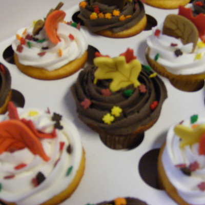Cupcakes With Fall Leaves