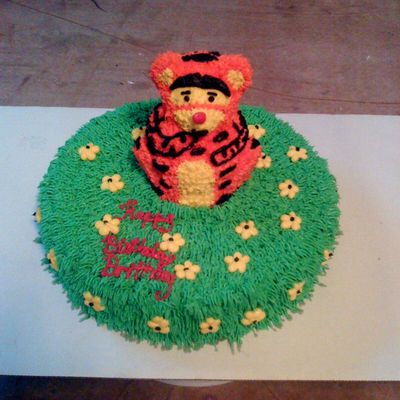 Tigger Cake