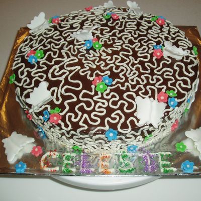 Butterflies And Lace Cake