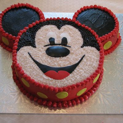 Mickey Mouse Cake
