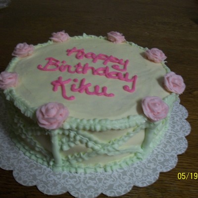 Small Rose Birthday Cake