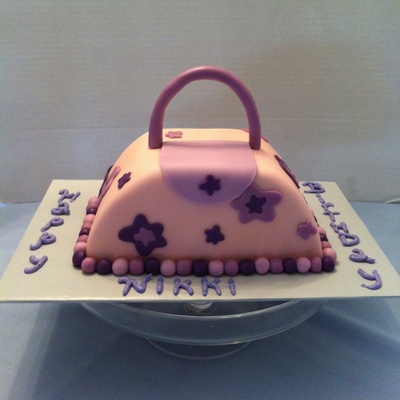 Purse Cake