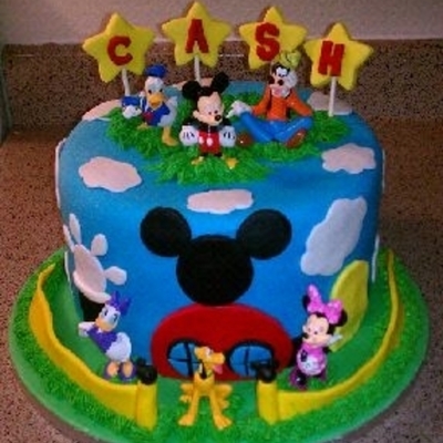Mickey Mouse Cake
