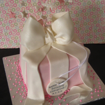 Parcel Birthday Cake