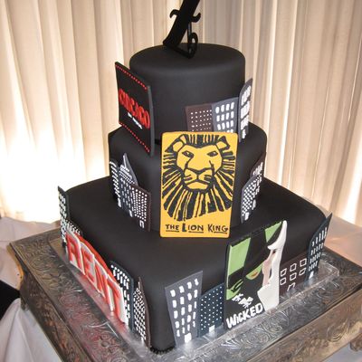 Broadway Show Cincinnati Wedding Cake Cotillion Events