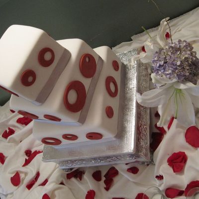 Cincinnati Wedding Cakes Cotillion Events August 09