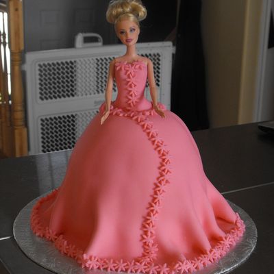 Barbie Cake