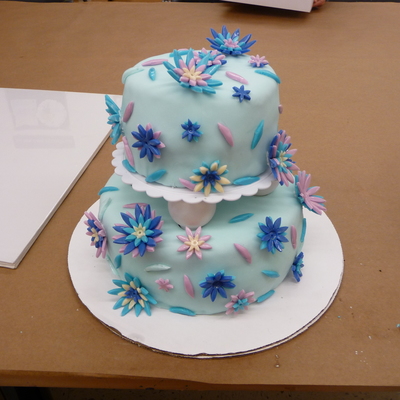 Blue Daisy Cake