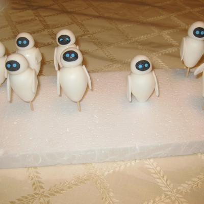 Eva (From Wall-E) Cupcake Toppers