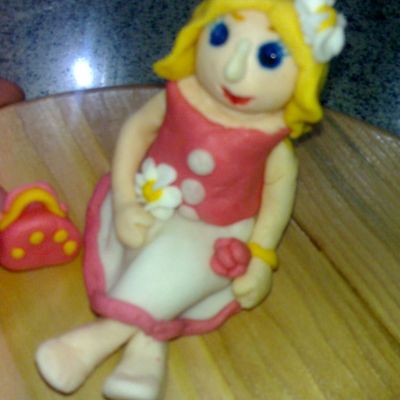 First Gumpaste Figure