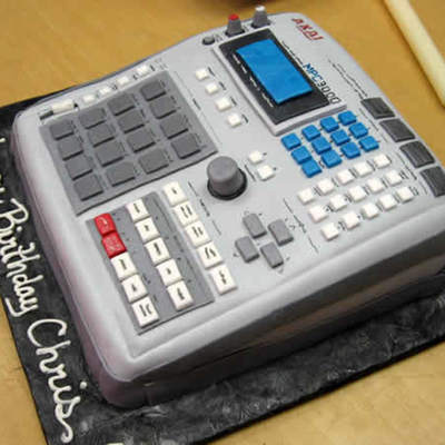 Akai Board Birthday Cake