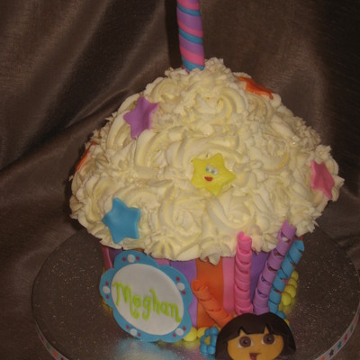 Dora Goes To Giant Cupcake Mountain