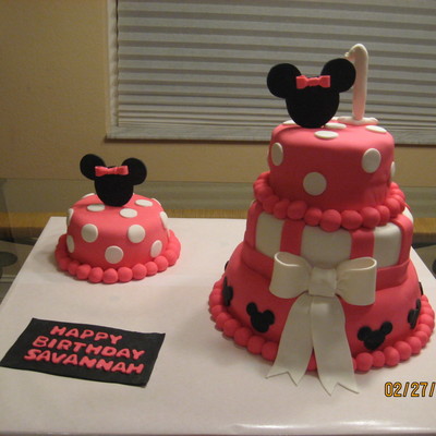 Minnie Mouse 1St Birthday Cake