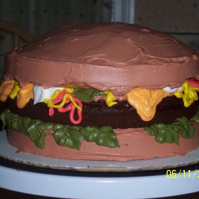 Cheeseburger Cake