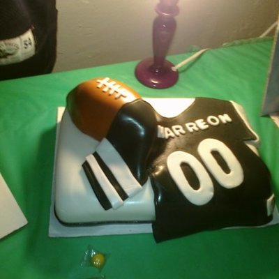 Football And Jersey Cake