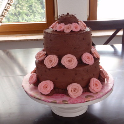 Chocolate And Pink Roses