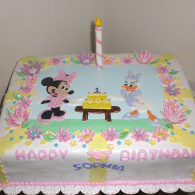 Minnie Daisy Birthday Cake