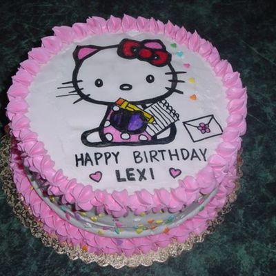 Hello Kitty Cake