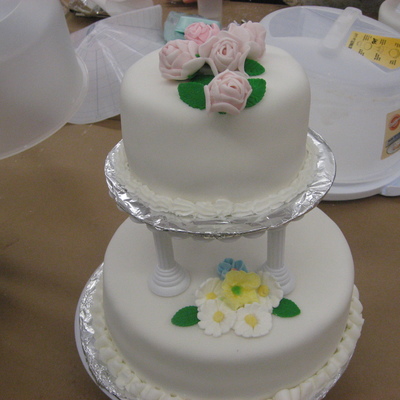 Fondant 2 Tier Cake