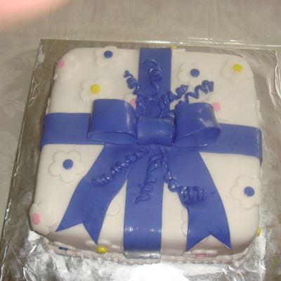 Birthday Gift Cake