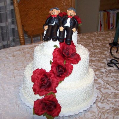 Wedding Cake For Friends
