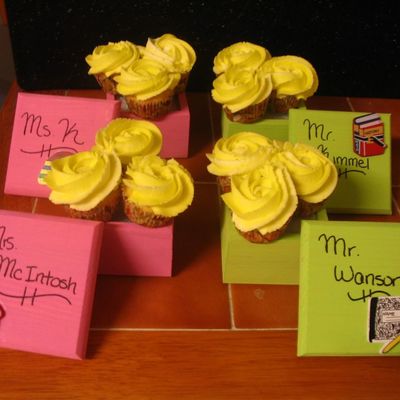 Mini Cupcake Boxed Bouquets
