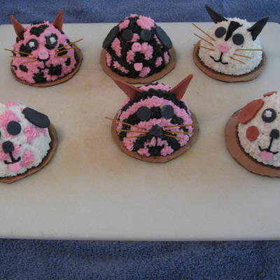 Puppy & Kitty Cakes