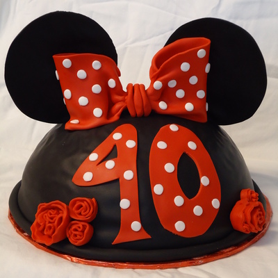 Minnie Mouse 40Th Cake