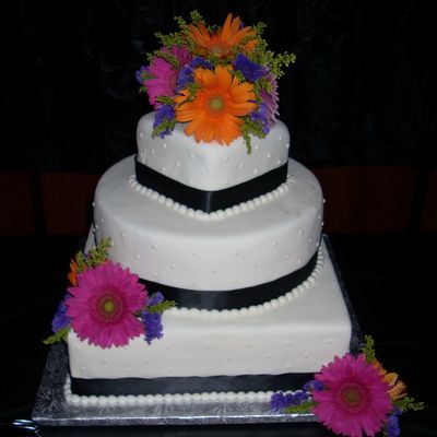Black And White Wedding Cake