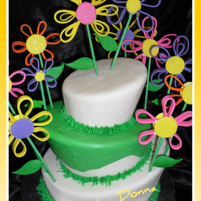 Topsy-Turvey Spring Flower Cake