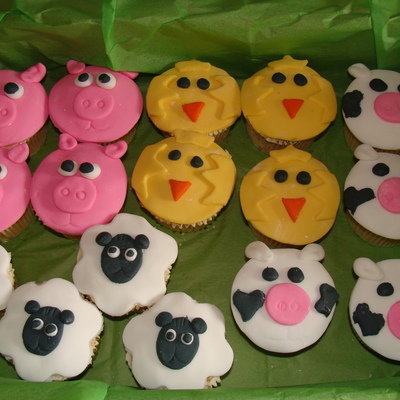 Farm Animal Cupcakes