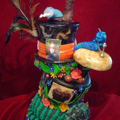 Tim Burton Alice In Wonderland Cake
