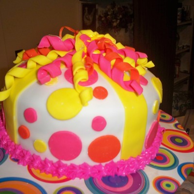 Birthday Present Cake