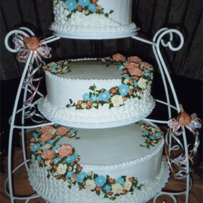 Garden Wedding Cake On Stand