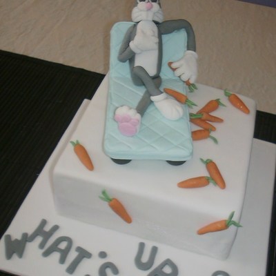 Bugs Bunny Cake