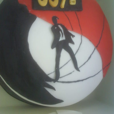 James Bond Cake