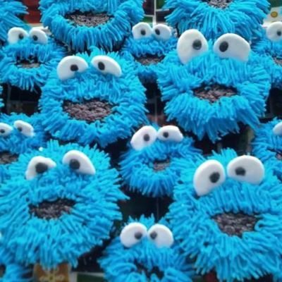 Cookie Monster Cupcakes