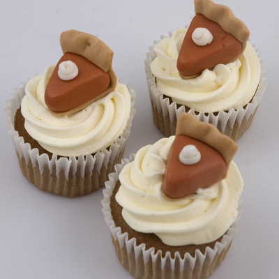 Pumpkin Pie Topper Cupcakes