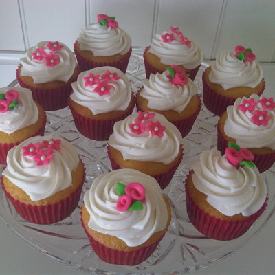 Pink Flower Cupcakes