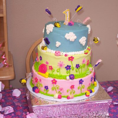Flower Bug Cake