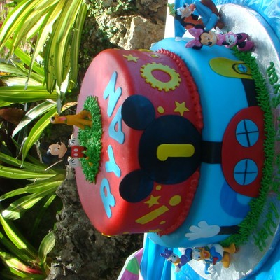 Mickey Cake