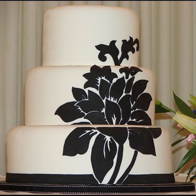 Black And White Wedding Cake