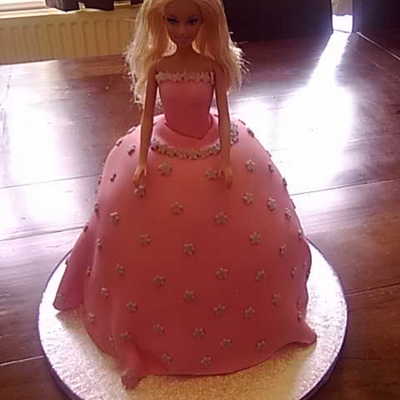 Barbie Cake