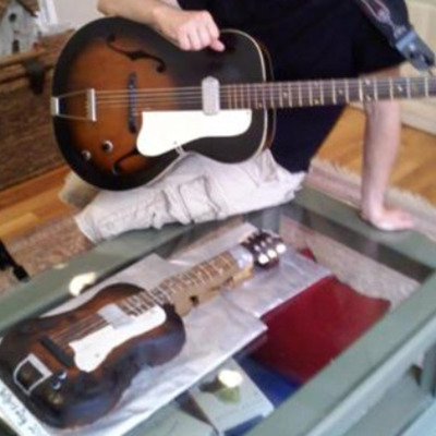Guitar Cake