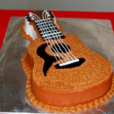 Guitar Cake