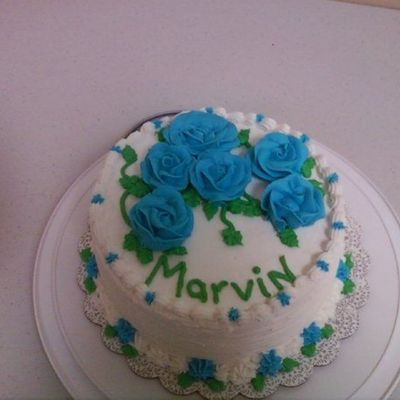 Classic Birthday Cake With Roses